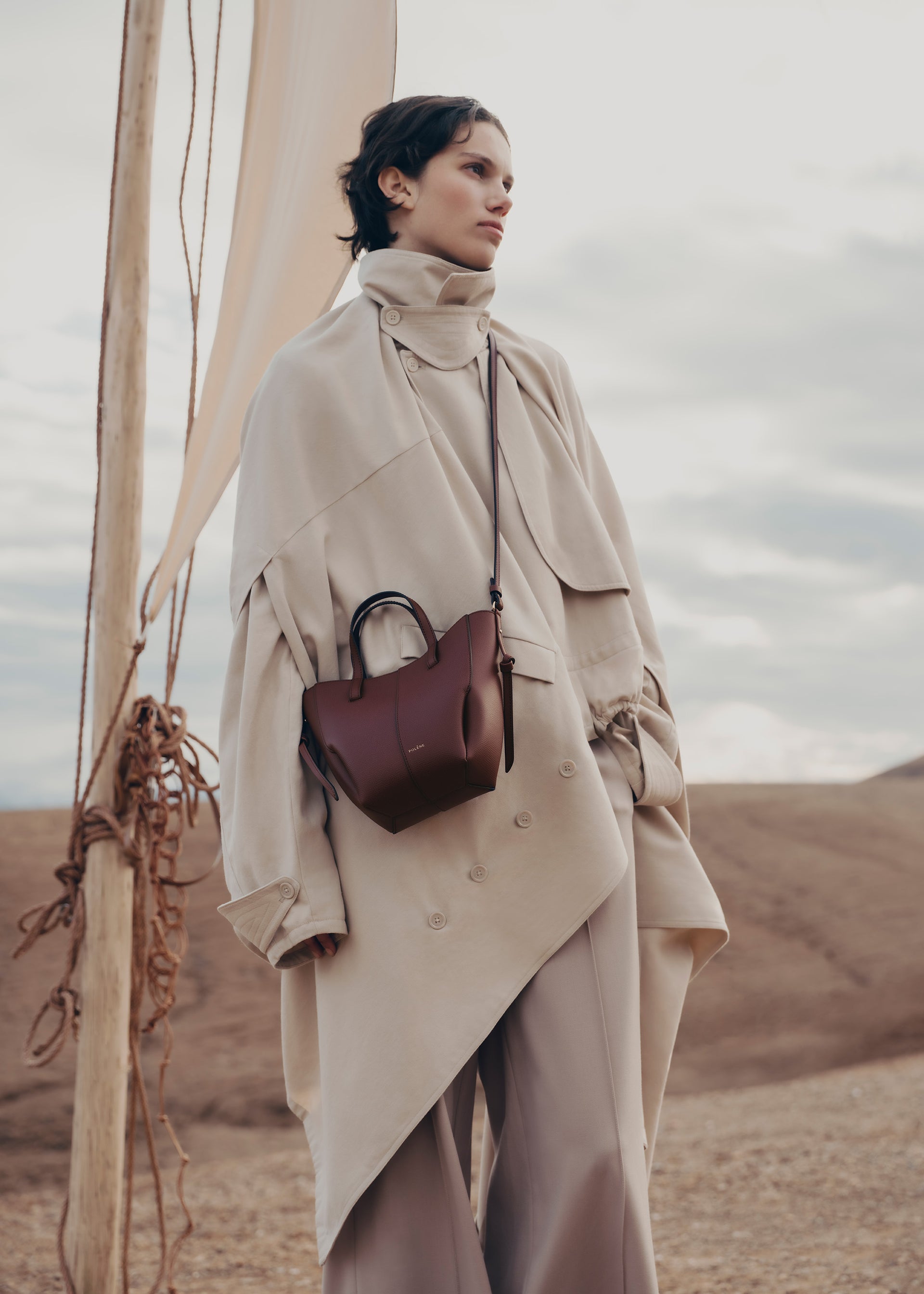 Cyme Tote Nano - Sort Kirsebær Kornet