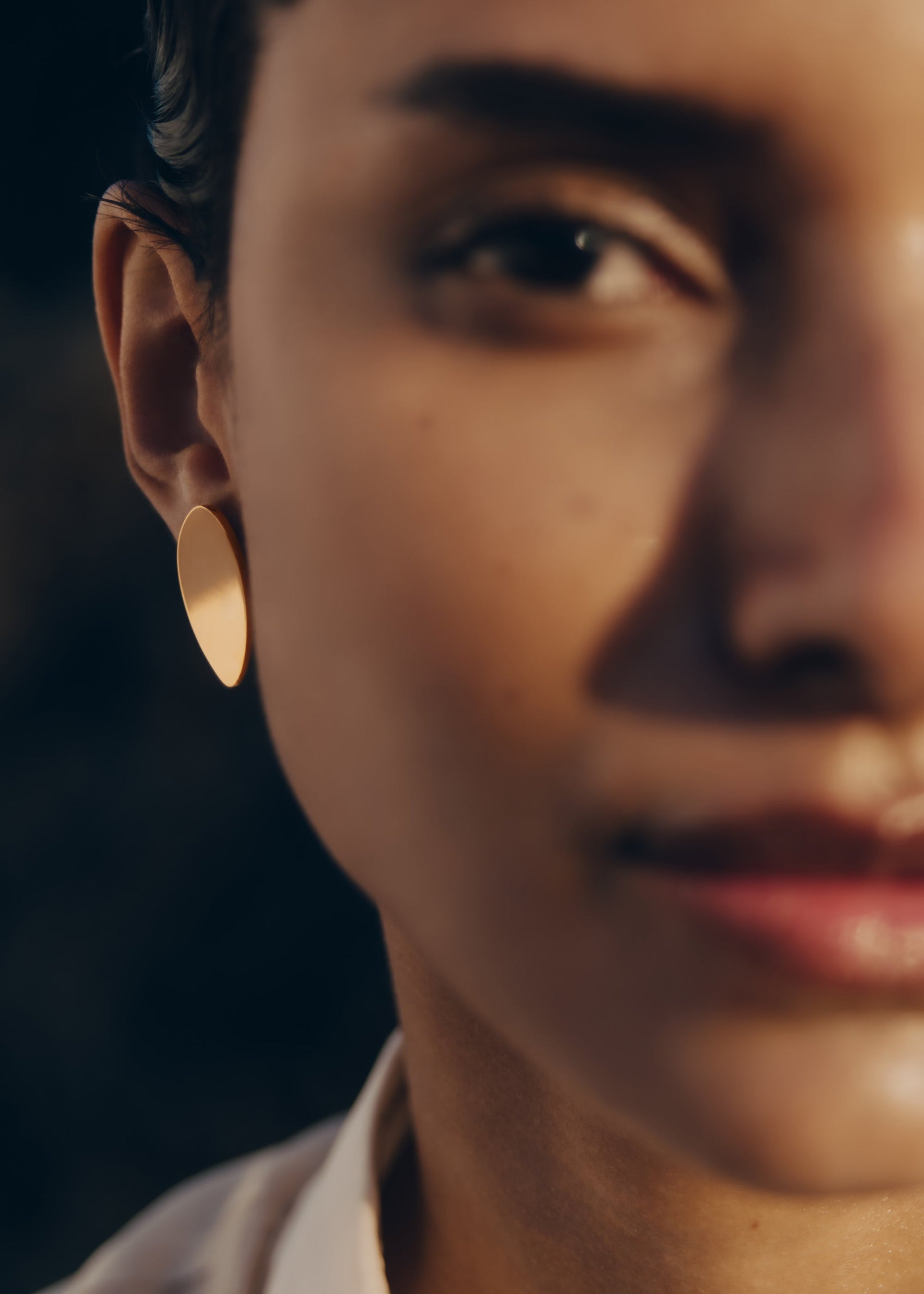 Naé-ørestikker - Røget glas