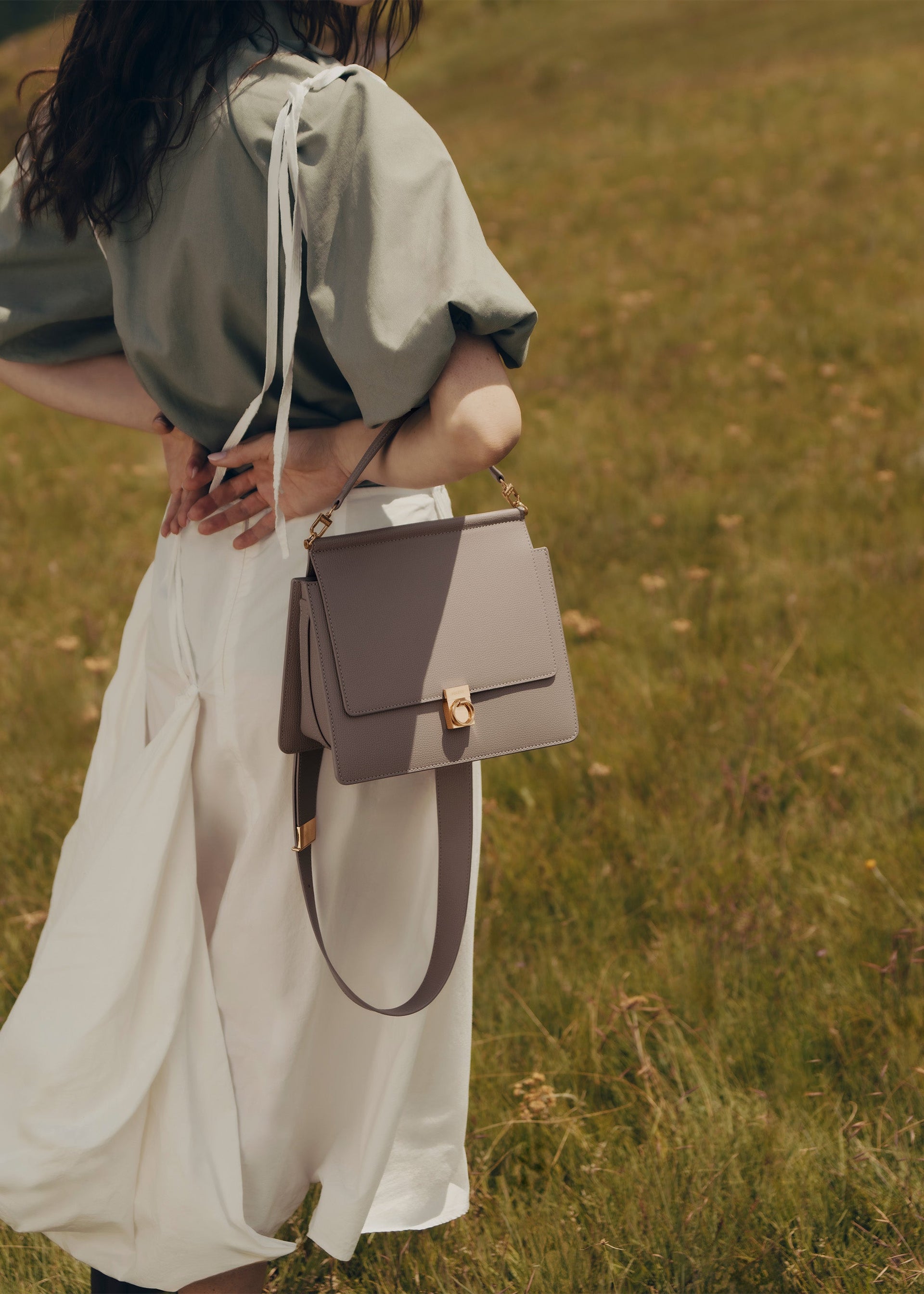 Numéro Sept - Gråbrun Kornet