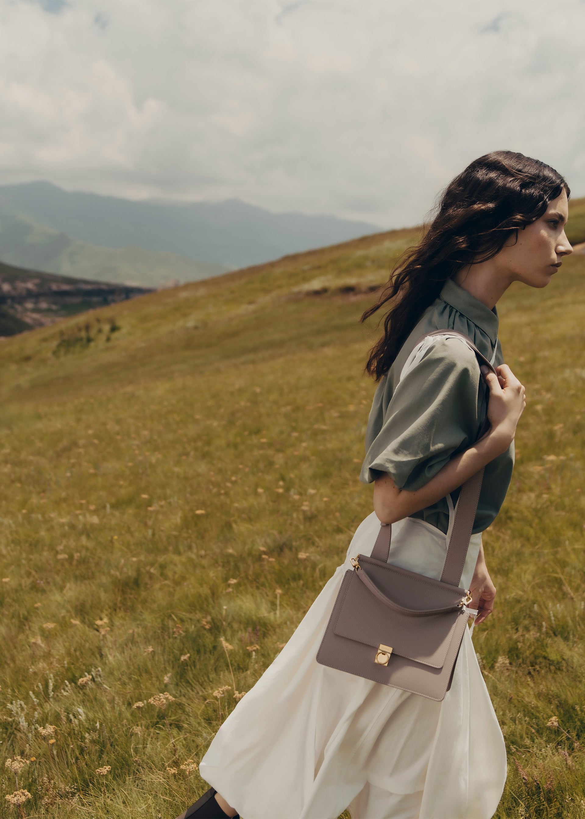 Numéro Sept - Gråbrun Kornet