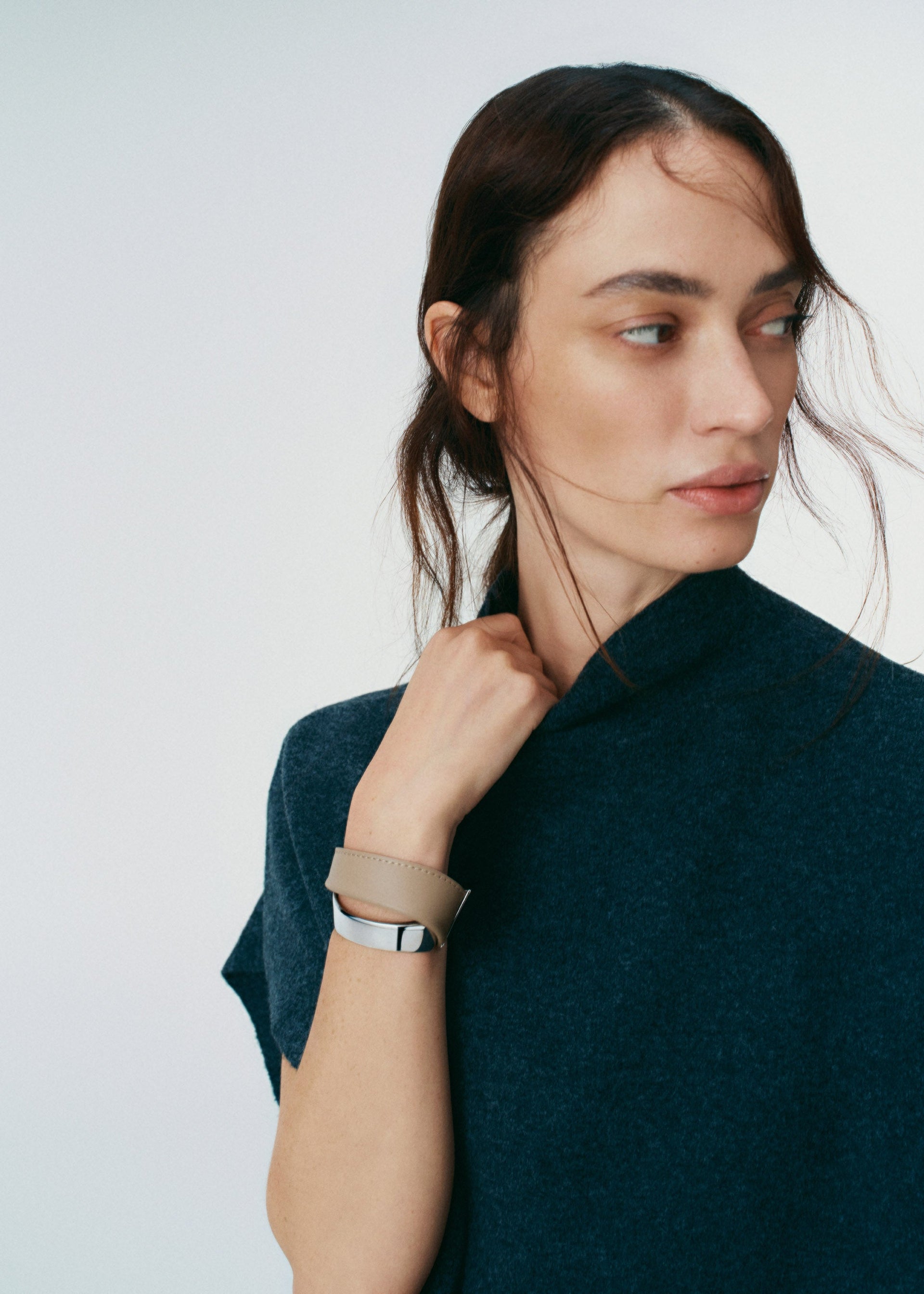 Ormé Cuff - Silver in rhodium with Taupe Leather