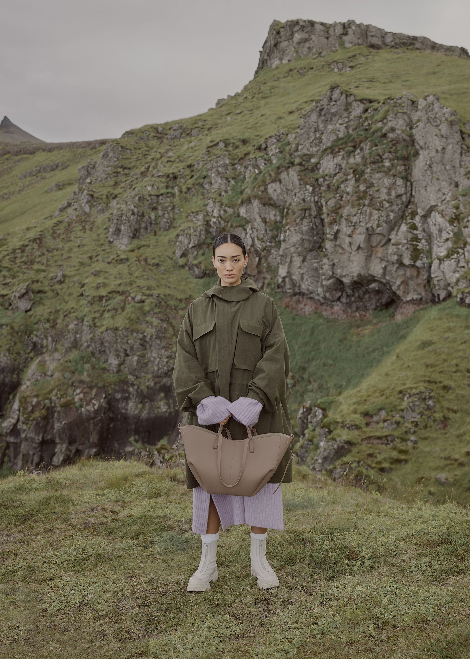 Cyme - Gråbrun Kornet