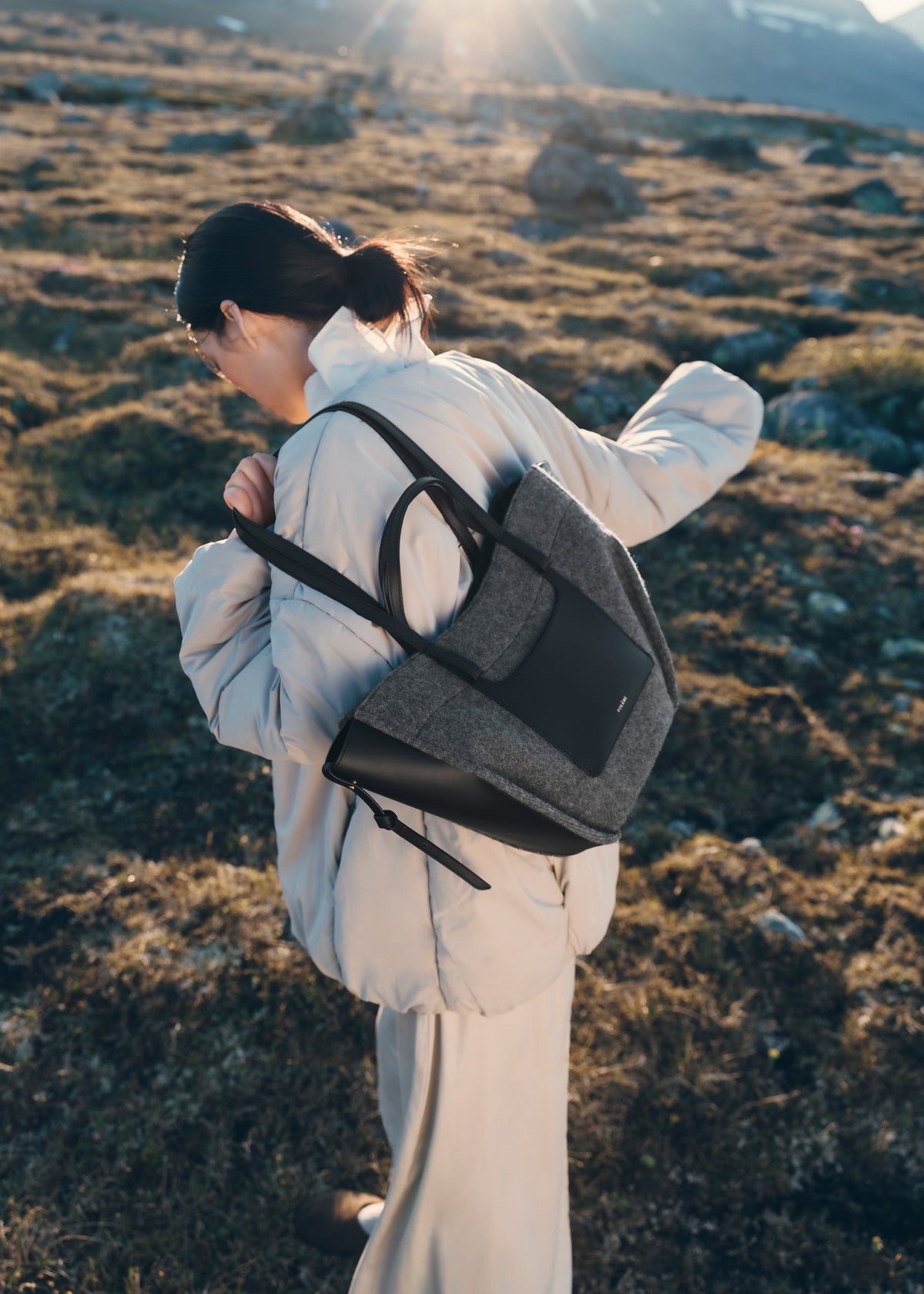 Cyme Mini - Antracitgrå Filt