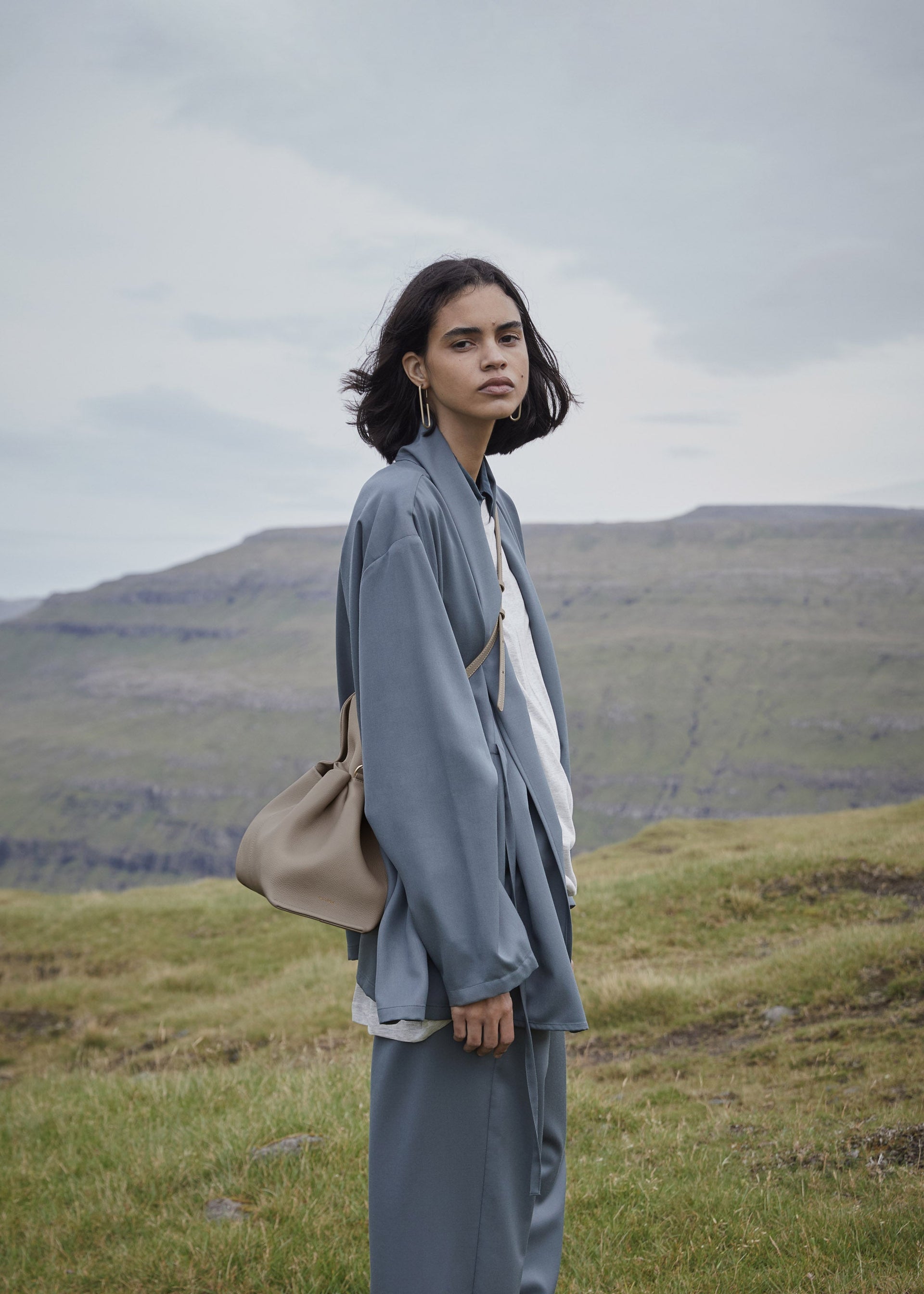 Numéro Neuf - Gråbrun Kornet