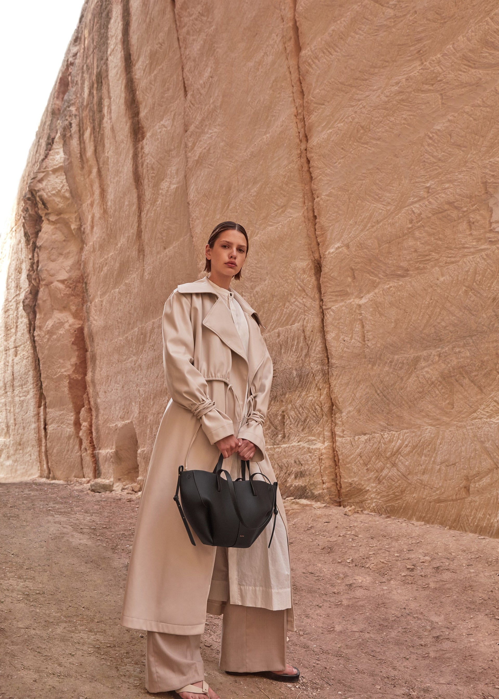 Cyme Mini - Sort Kornet