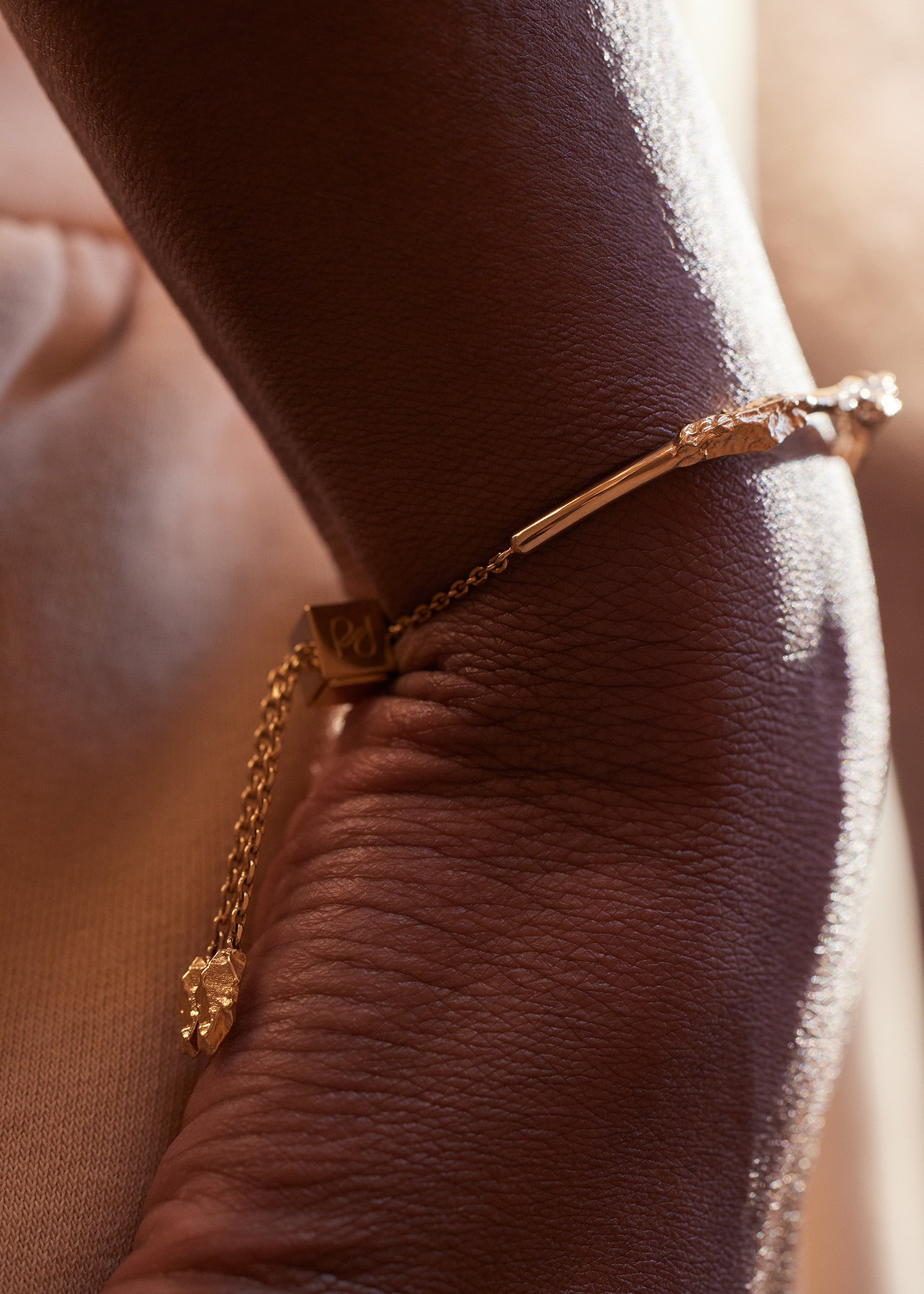 Eroz-armring​ - forgyldt med 24 karat guld