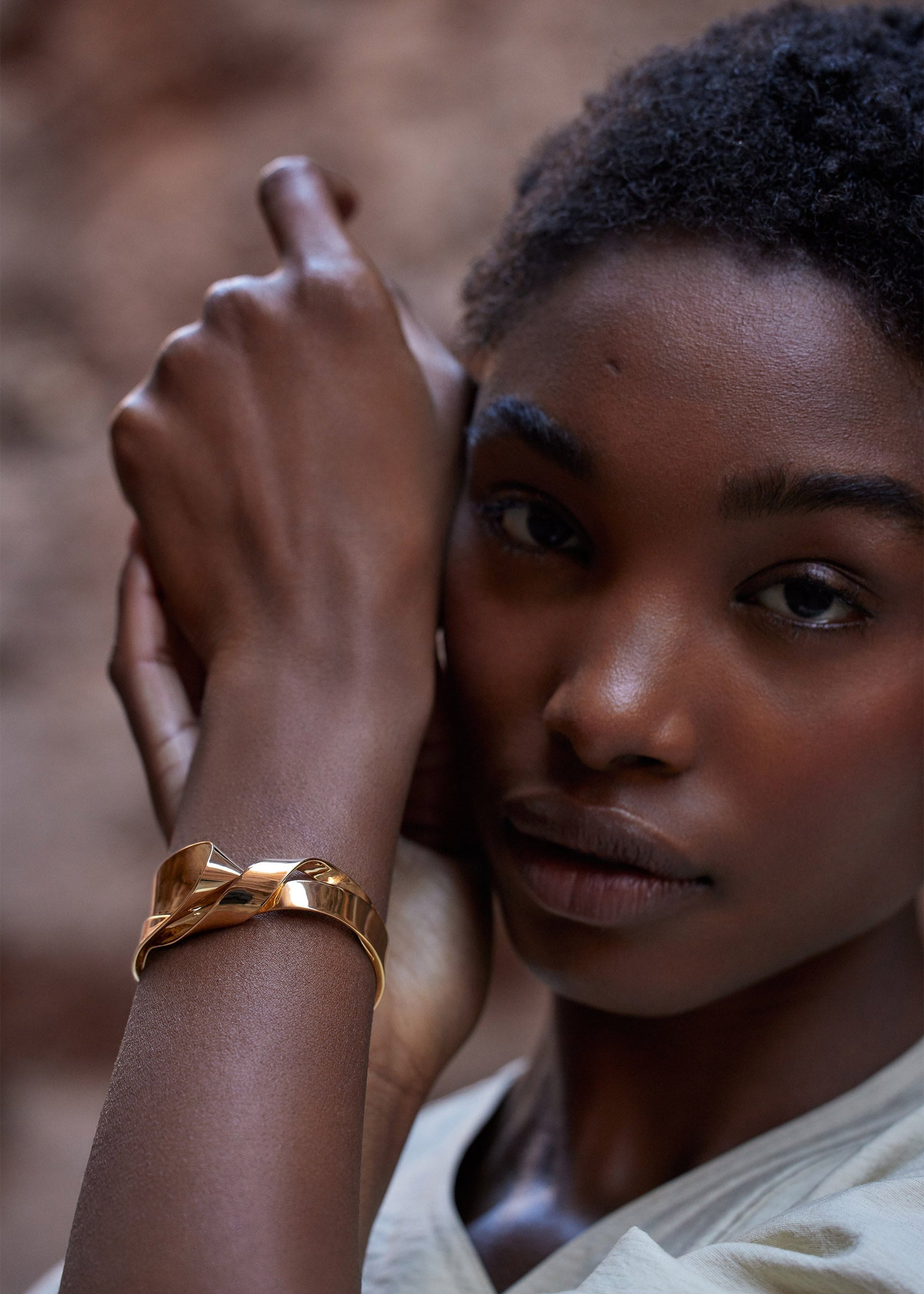 Éole-manchetarmbånd​ - forgyldt med 24 karat guld