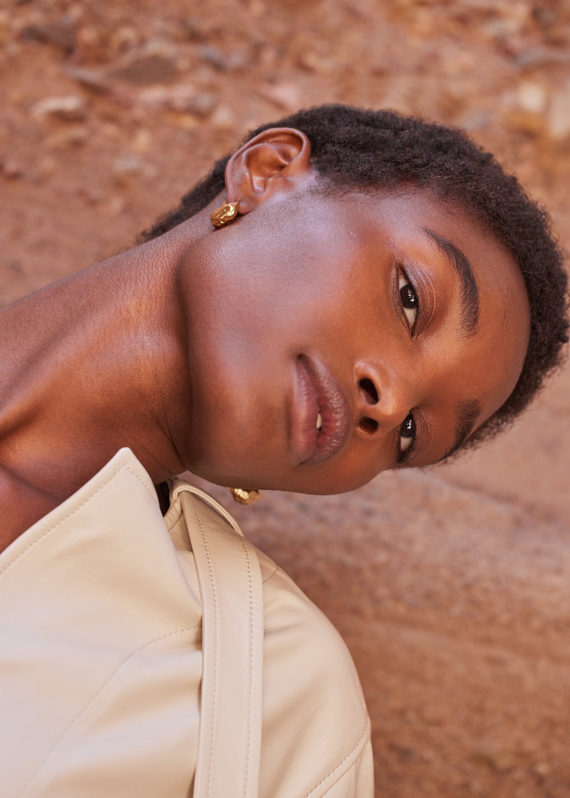 Eroz-ørestikker​ - forgyldt med 24 karat guld