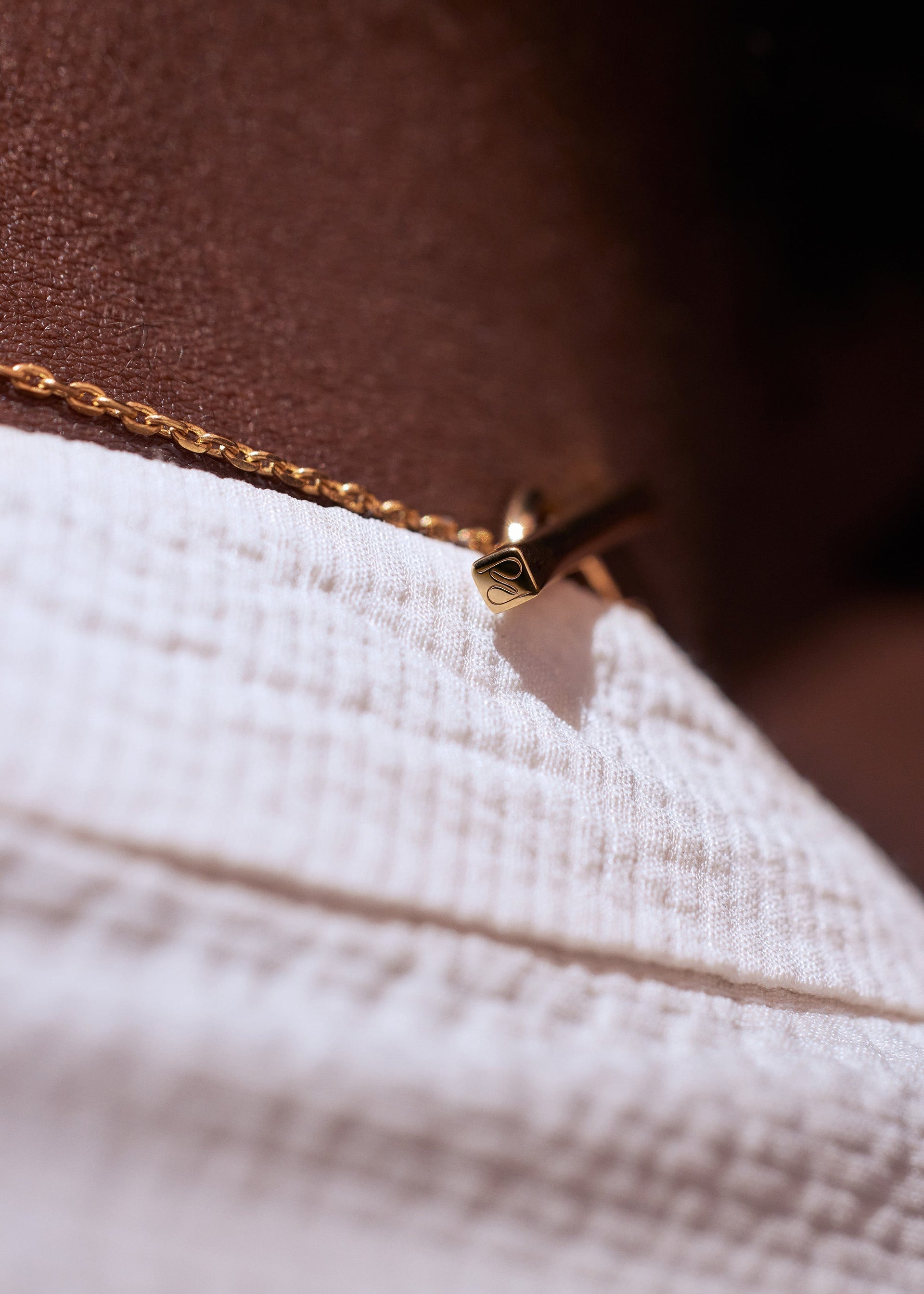 Eroz-vedhæng - forgyldt med 24 karat guld